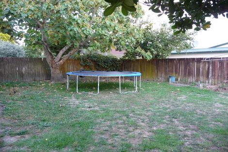 Photo of property in 2/10 Burundi Avenue, Clendon Park, Auckland, 2103