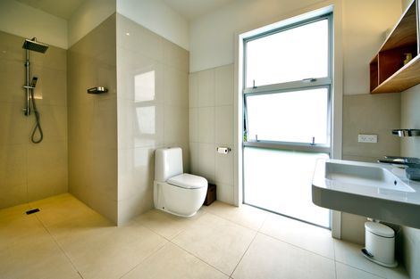 Photo of property in 27 Cochran Road, Oratia, Auckland, 0604