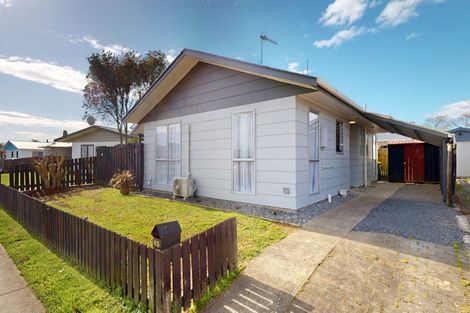Photo of property in 65 Meadowvale Drive, Levin, 5510