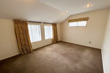 Photo of property in 215a Halsey Drive, Lynfield, Auckland, 1042