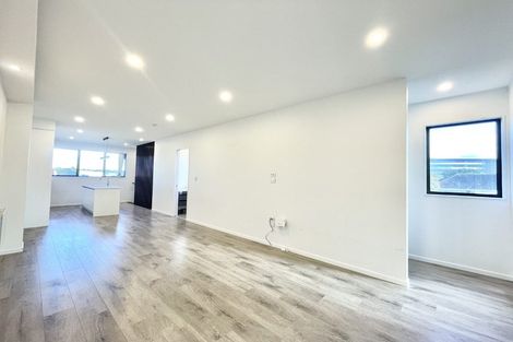 Photo of property in 15/54 Taharoto Road, Takapuna, Auckland, 0622
