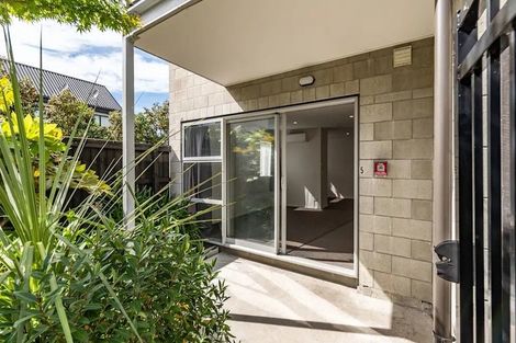 Photo of property in 150 Fitzgerald Avenue, Christchurch Central, Christchurch, 8011
