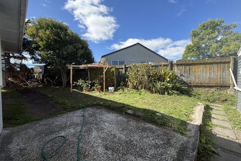 Photo of property in 1/16 Duncan Avenue, Te Atatu South, Auckland, 0610