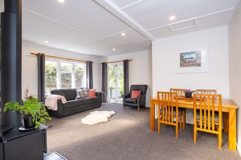 Photo of property in 89 Shakespeare Road, Bluff Hill, Napier, 4110