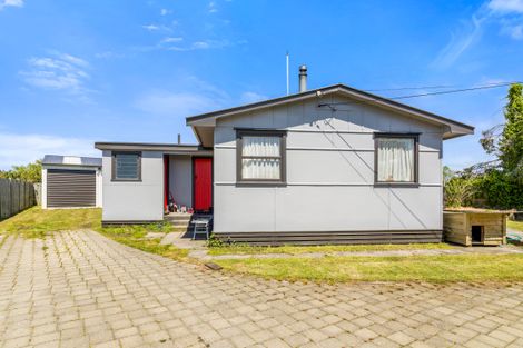 Photo of property in 48 Lee Road, Hannahs Bay, Rotorua, 3010
