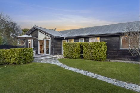 Photo of property in 31 Kowhai Drive, Wanaka, 9305