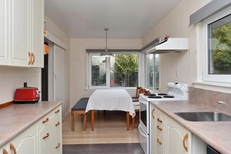 Photo of property in 190 Grimseys Road, Redwood, Christchurch, 8051