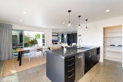 Photo of property in 5 Waitaha Place, Clive, 4102