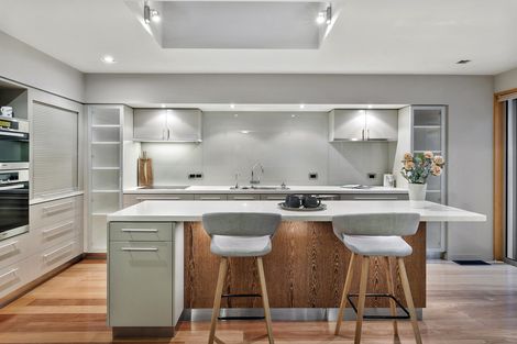 Photo of property in 17 Cornwall Street, Vauxhall, Dunedin, 9013