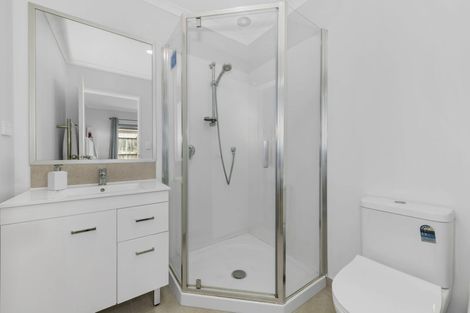 Photo of property in 13 Kapowai Boulevard, Takanini, 2112