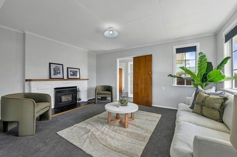 Photo of property in 14a Trafalgar Street, Westown, New Plymouth, 4310