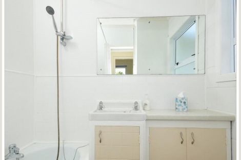 Photo of property in 13 Cranwell Place, Hillcrest, Hamilton, 3216