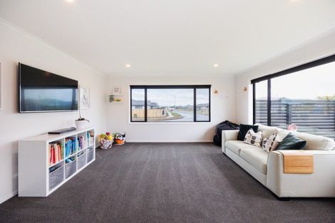 Photo of property in 9 Kanzan Grove, Maewa, Feilding, 4702