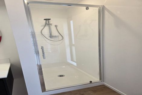 Photo of property in 3 Joseph Bolton Crescent, Wallaceville, Upper Hutt, 5018