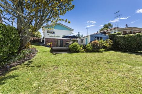 Photo of property in 62 Mcdowell Crescent, Hillcrest, Auckland, 0627