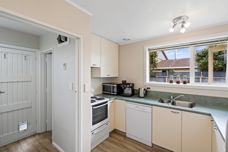 Photo of property in 2/11 Mcbeath Avenue, Hoon Hay, Christchurch, 8025