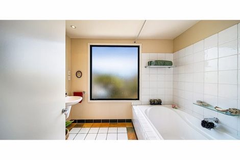 Photo of property in 16 Ridgewood Place, Shirley, Christchurch, 8061