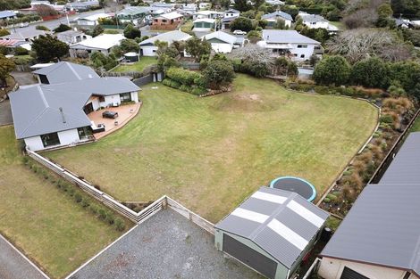 Photo of property in 36 Robert Street, Otatara, Invercargill, 9879