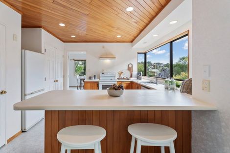 Photo of property in 24 Bayside Drive, Browns Bay, Auckland, 0630