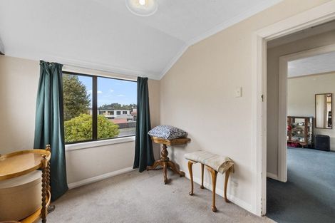 Photo of property in 4 Brockville Road, Glenross, Dunedin, 9011