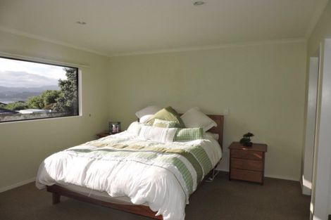 Photo of property in 18 Pendennis Point, Camborne, Porirua, 5026