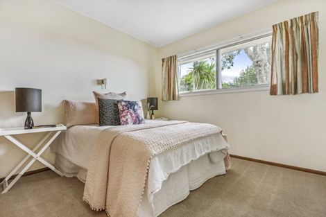 Photo of property in 264 Titirangi Road, Titirangi, Auckland, 0604