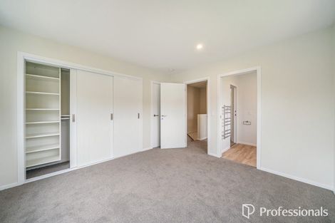 Photo of property in 31 Wainuiomata Road, Wainuiomata, Lower Hutt, 5014
