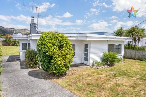Photo of property in 71 Miro Street, Trentham, Upper Hutt, 5018