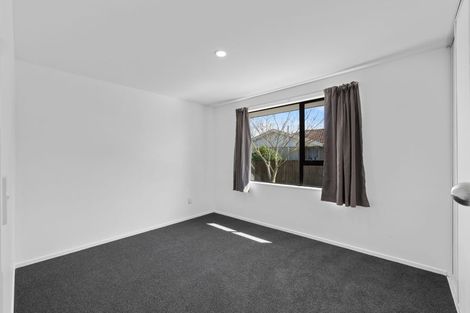 Photo of property in 34 Medina Crescent, Parklands, Christchurch, 8083