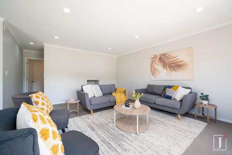 Photo of property in 19 Court Road, Tawa, Wellington, 5028