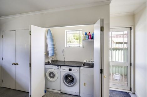 Photo of property in 5a Elbourne Street, Taradale, Napier, 4112