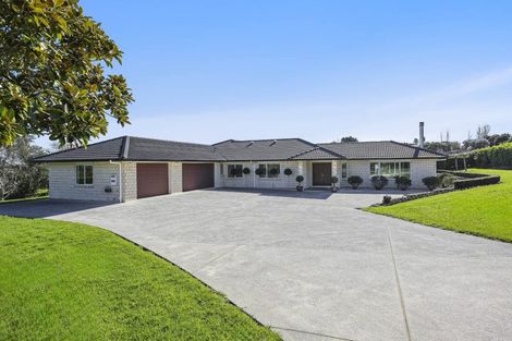 Photo of property in 289 Old North Road, Kumeu, 0892