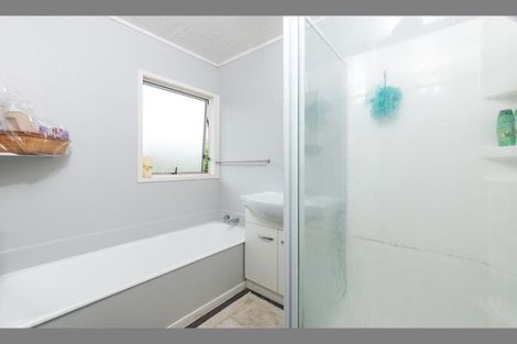 Photo of property in 145 Universal Drive, Henderson, Auckland, 0610