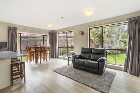 Photo of property in 4 Hossack Close, Belfast, Christchurch, 8051