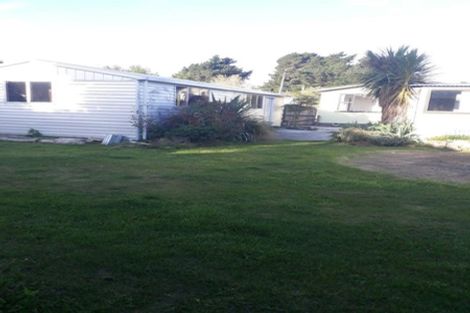 Photo of property in 99 Dunns Avenue, The Pines Beach, 7630