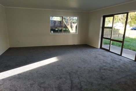 Photo of property in 11 Chantal Place, Red Hill, Papakura, 2110