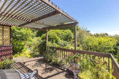 Photo of property in 11 Ross Avenue, Glenfield, Auckland, 0629