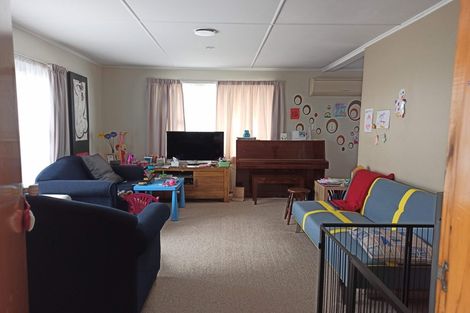 Photo of property in 20 Dufek Crescent, Wigram, Christchurch, 8042