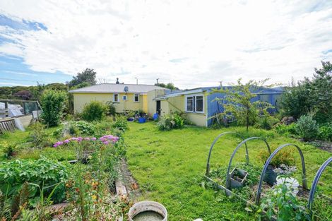Photo of property in 17 Half Mile Road, Tuatapere, 9620