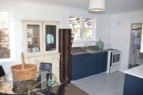 Photo of property in 32 Selwyn Avenue, Akaroa, 7520
