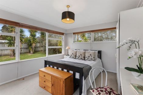 Photo of property in 85 Manuka Road, Bayview, Auckland, 0629