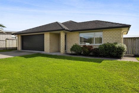 Photo of property in 11 Rawiri Drive, Bell Block, New Plymouth, 4312