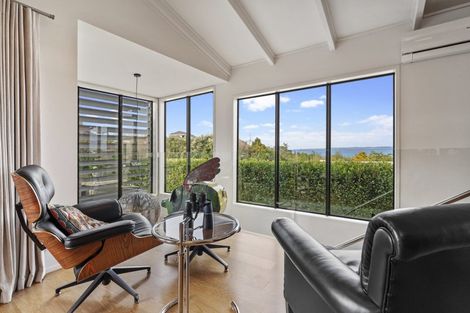 Photo of property in 2/27 Churchill Road, Murrays Bay, Auckland, 0630