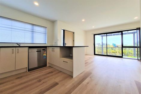 Photo of property in 81 Black Beech Crescent, Takanini, 2110