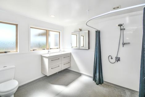 Photo of property in 9 Coulthard Terrace, Opaheke, Papakura, 2113