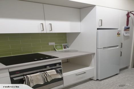 Photo of property in Fountain Court, 9/48 Oriental Parade, Oriental Bay, Wellington, 6011