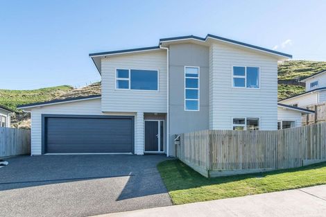 Photo of property in 27 Bickerton Rise, Churton Park, Wellington, 6037