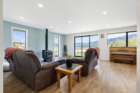 Photo of property in 127 Mytton Heights, Motueka, 7196