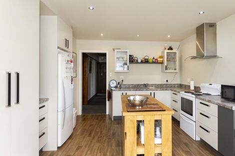 Photo of property in 24 Lune Street, South Hill, Oamaru, 9400