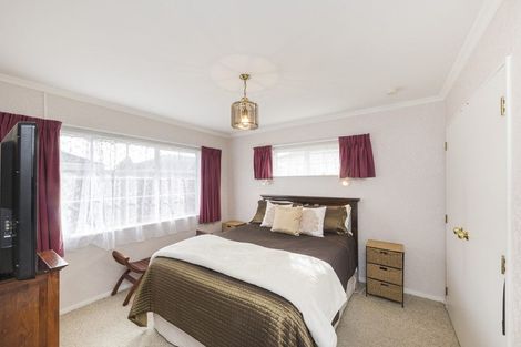 Photo of property in 23 Rangitira Avenue, Palmerston North, 4414